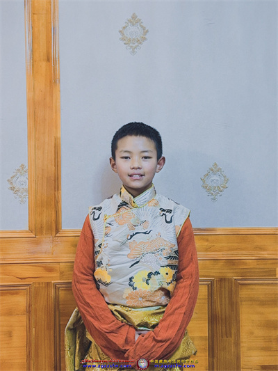 旦增旺杰作品展0.jpg