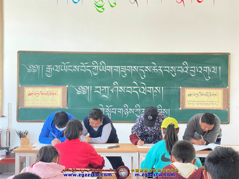 擦科小学书法节 (3).jpg