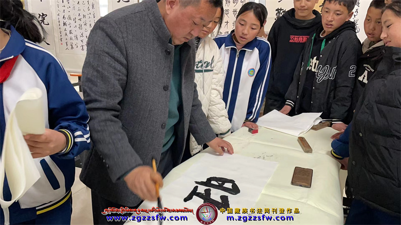 舟迭两县书法进校园 (18).jpg